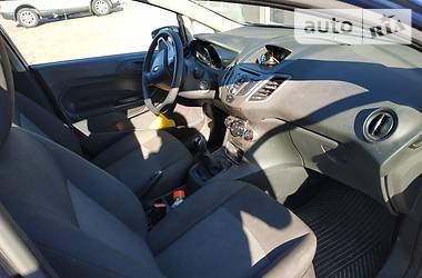 Хетчбек Ford Fiesta 2013 в 