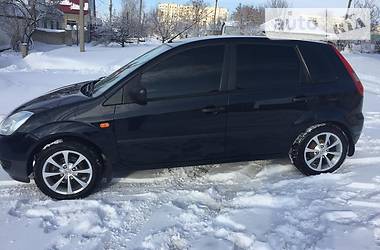 Хэтчбек Ford Fiesta 2005 в Луганске