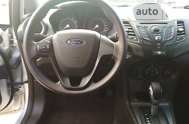 Седан Ford Fiesta 2013 в Коломые