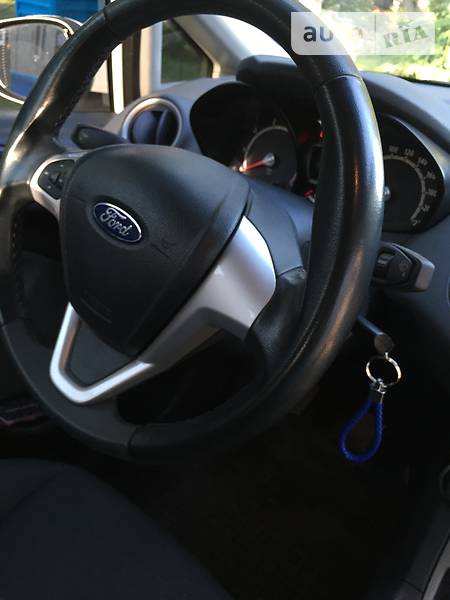 Хетчбек Ford Fiesta 2011 в Дніпрі