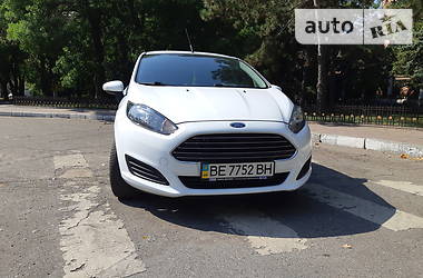 Хэтчбек Ford Fiesta 2015 в Николаеве