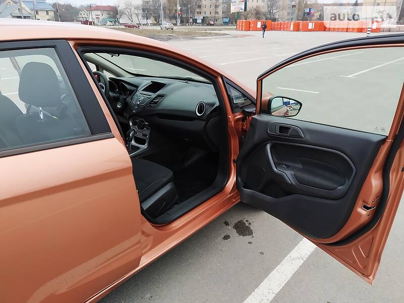 Седан Ford Fiesta 2017 в Каменец-Подольском