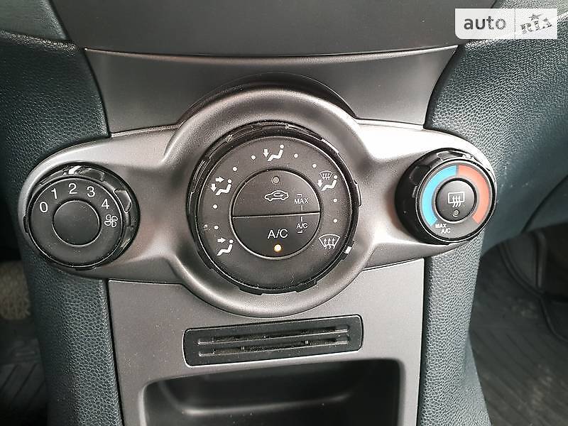 Купе Ford Fiesta 2010 в Звенигородці фото 11 Купе Ford Fiesta 2010 в Звенигородці