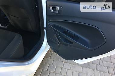 Хетчбек Ford Fiesta 2012 в 