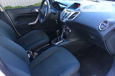 Хетчбек Ford Fiesta 2012 в 