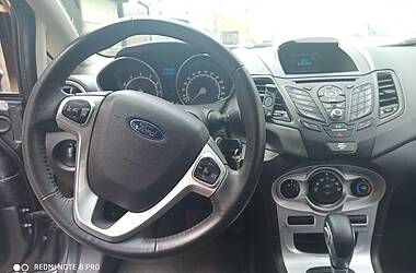 Седан Ford Fiesta 2016 в Киеве