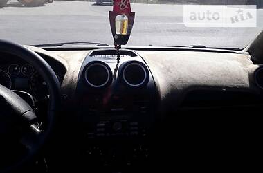 Хетчбек Ford Fiesta 2006 в 