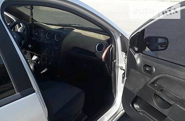 Хетчбек Ford Fiesta 2006 в 