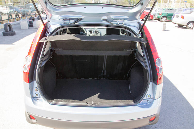 Хетчбек Ford Fiesta 2006 в Запоріжжі фото 15 Хетчбек Ford Fiesta 2006 в Запоріжжі