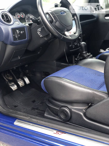 Хетчбек Ford Fiesta 2007 в Кропивницькому