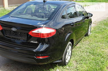 Седан Ford Fiesta 2016 в 