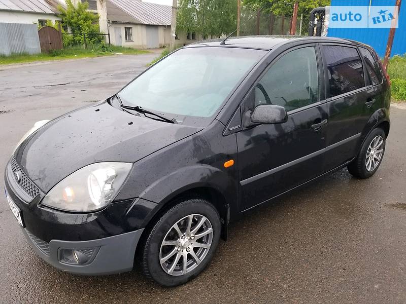 Хэтчбек Ford Fiesta 2007 в Костополе