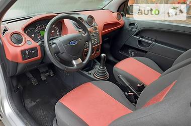 Хэтчбек Ford Fiesta 2008 в 