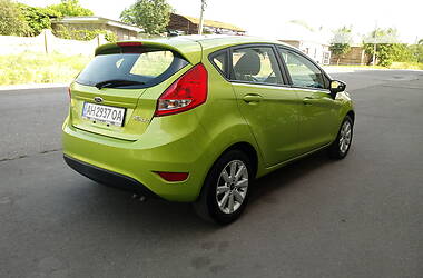 Хэтчбек Ford Fiesta 2012 в Бахмуте