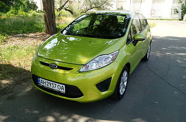 Хэтчбек Ford Fiesta 2012 в Бахмуте