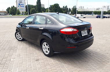 Седан Ford Fiesta 2014 в Харькове