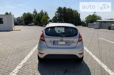 Хэтчбек Ford Fiesta 2011 в Черновцах