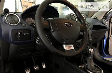 Хетчбек Ford Fiesta 2007 в 