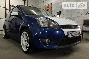 Хетчбек Ford Fiesta 2007 в 