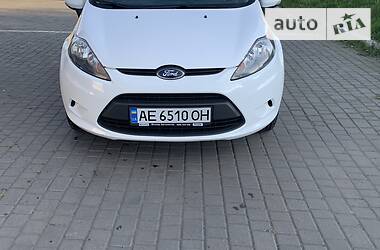 Хэтчбек Ford Fiesta 2012 в Днепре