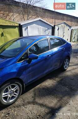 Седан Ford Fiesta 2018 в 