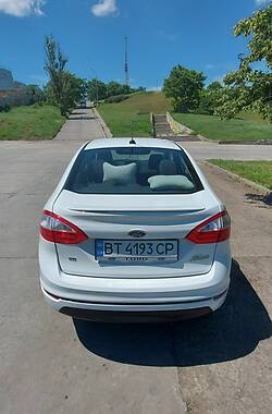 Седан Ford Fiesta 2018 в Києві