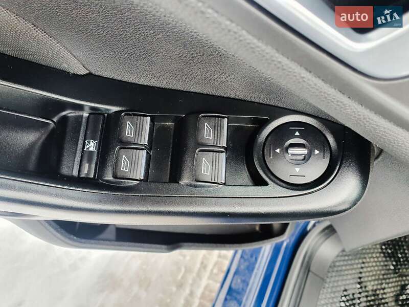 Хетчбек Ford Fiesta 2014 в Львові