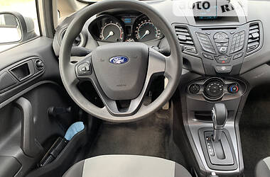 Седан Ford Fiesta 2016 в Херсоне