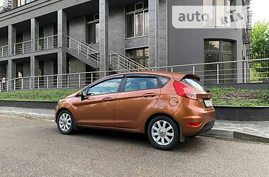 Хетчбек Ford Fiesta 2013 в Києві