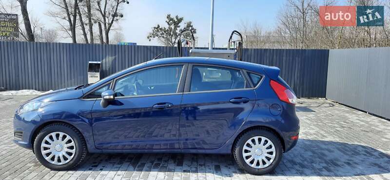 Хэтчбек Ford Fiesta 2016 в Софиевской Борщаговке