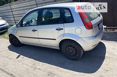 Хэтчбек Ford Fiesta 2005 в Днепре