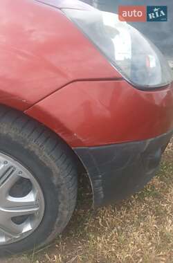 Хэтчбек Ford Fiesta 2007 в 