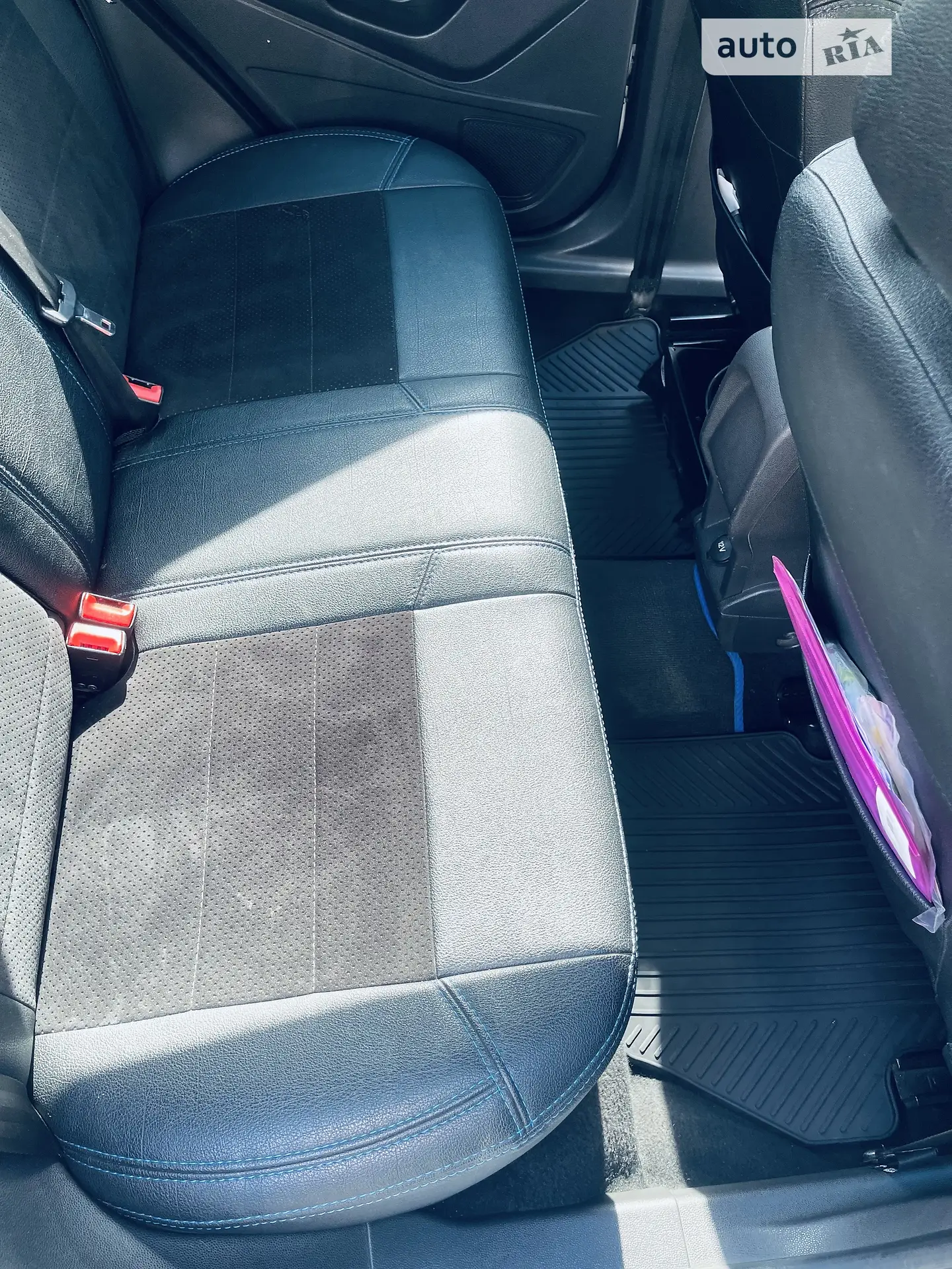 2013 Ford Fiesta - мініатюра 6
