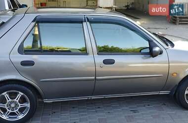 Хэтчбек Ford Fiesta 1998 в Одессе