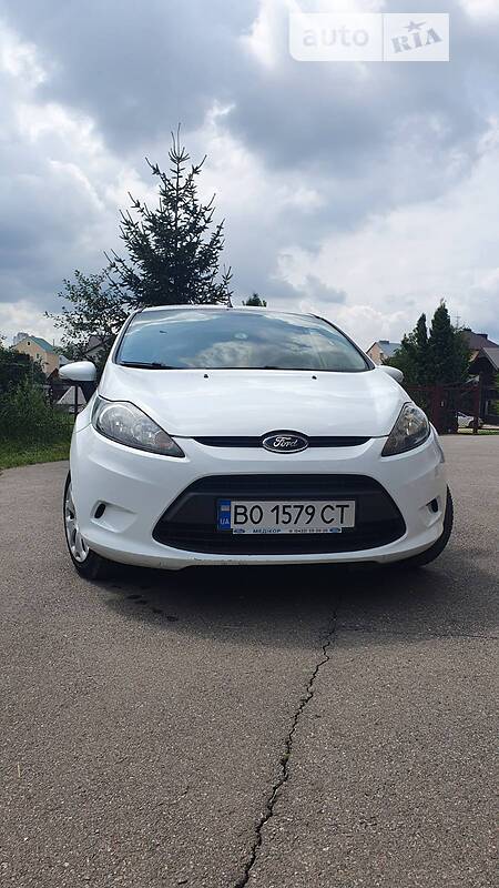 Хэтчбек Ford Fiesta 2012 в Тернополе