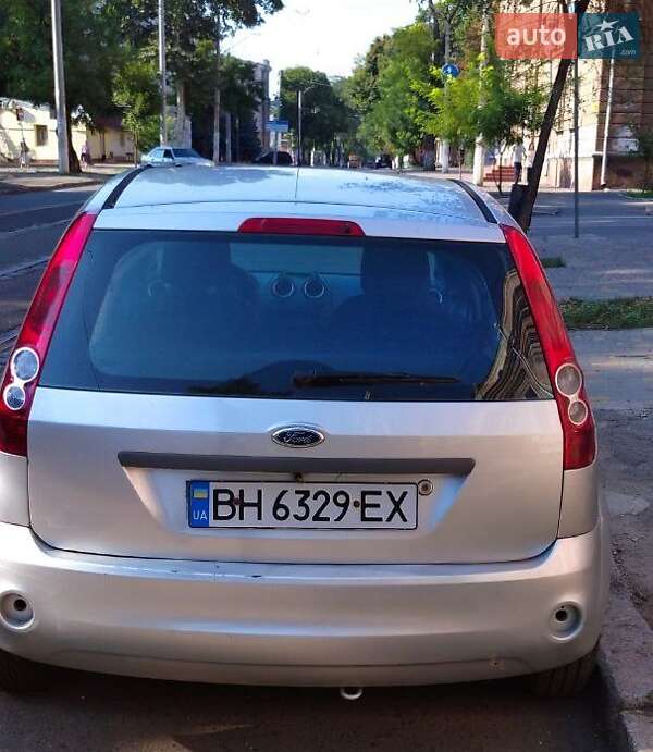 Хэтчбек Ford Fiesta 2006 в Одессе