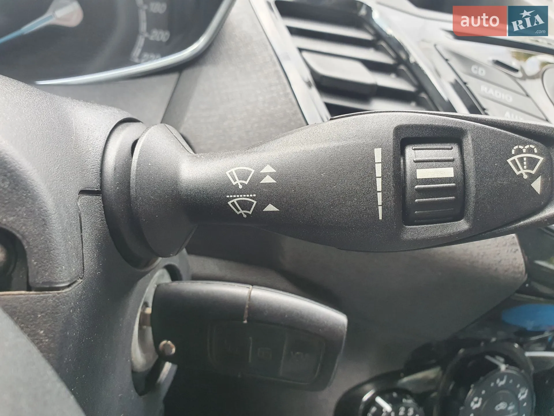 2013 Ford Fiesta - мініатюра 12
