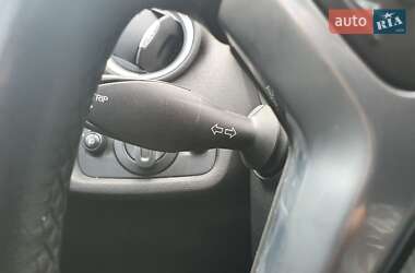 Хэтчбек Ford Fiesta 2013 в 