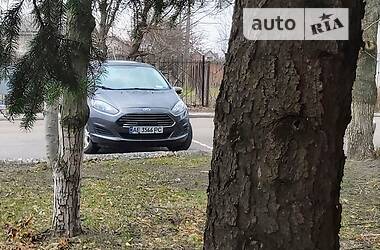 Седан Ford Fiesta 2015 в Дніпрі