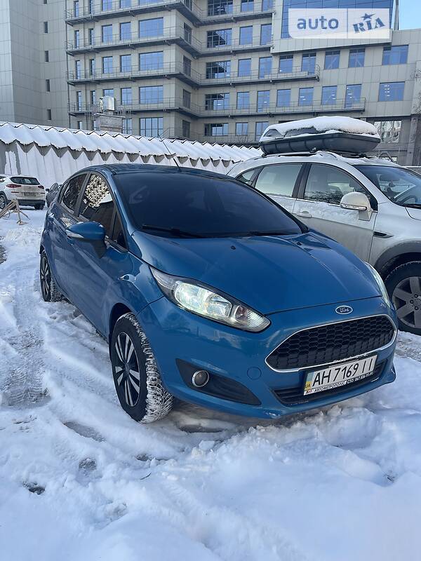 Хэтчбек Ford Fiesta 2013 в Киеве