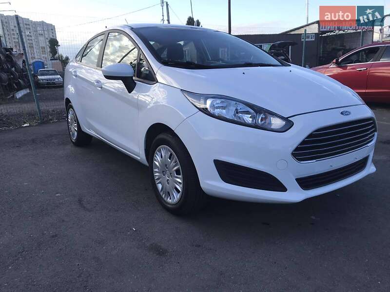 Седан Ford Fiesta 2019 в Обухові