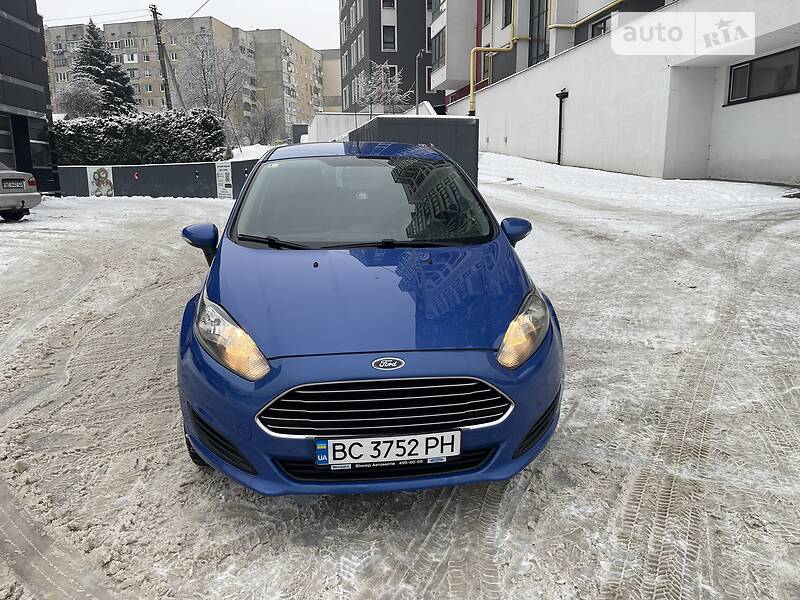 Хэтчбек Ford Fiesta 2013 в Львове