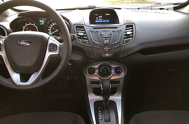 Хэтчбек Ford Fiesta 2019 в 