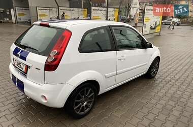 Хэтчбек Ford Fiesta 2007 в Черновцах