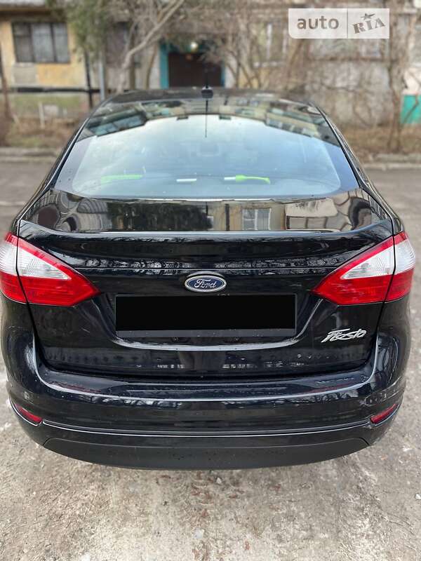 Седан Ford Fiesta 2018 в Днепре