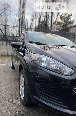 Седан Ford Fiesta 2018 в Днепре