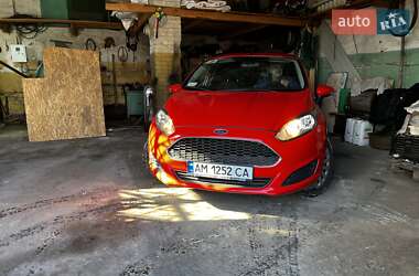 Хэтчбек Ford Fiesta 2016 в Радомышле