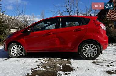 Хетчбек Ford Fiesta 2016 в Радомишлі