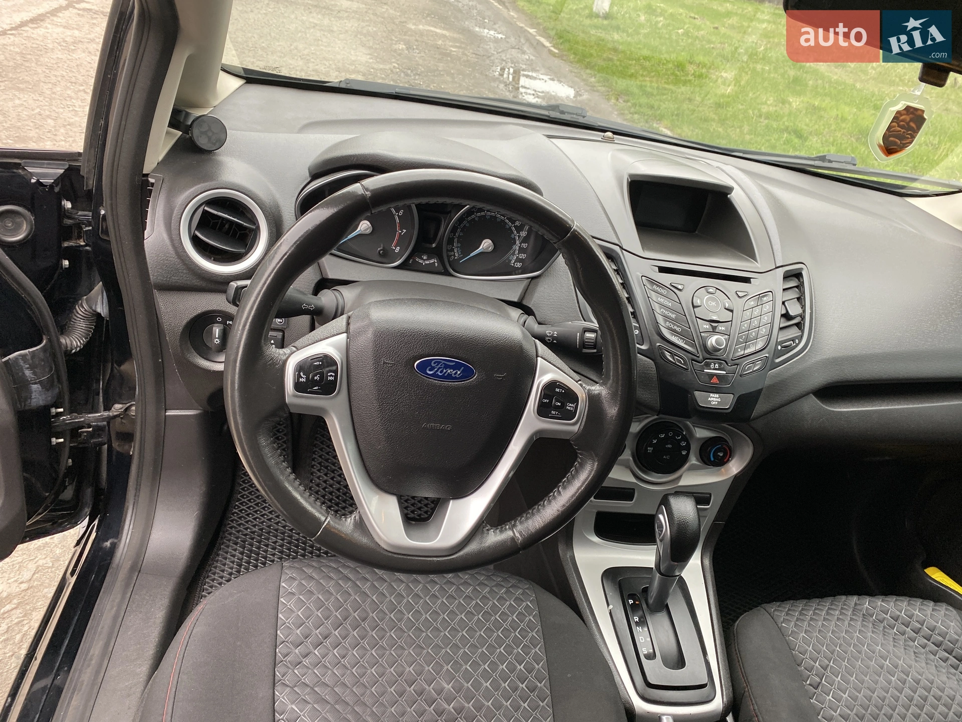 2016 Ford Fiesta - мініатюра 7