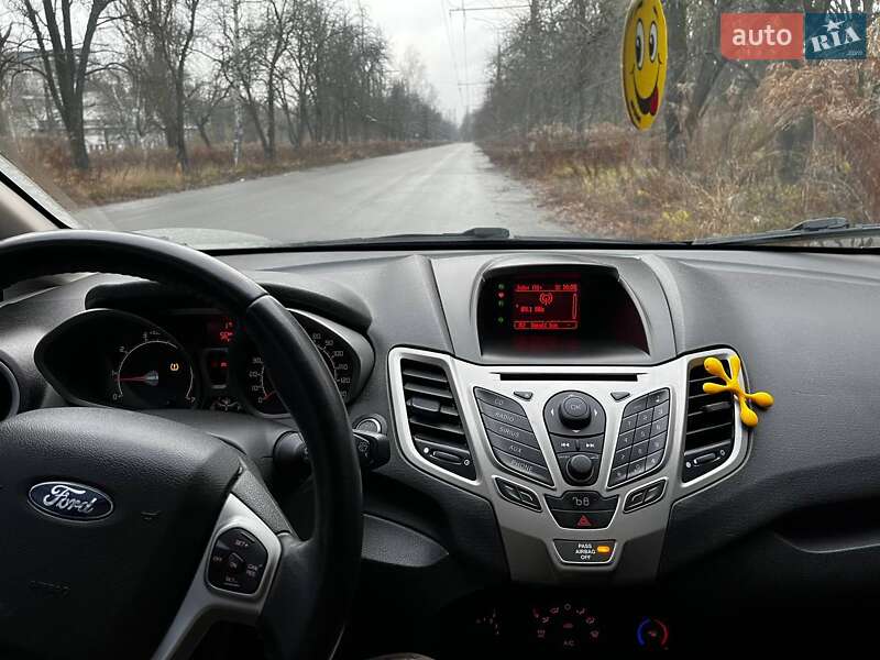 Хэтчбек Ford Fiesta 2011 в Сумах фото 22 Хэтчбек Ford Fiesta 2011 в Сумах